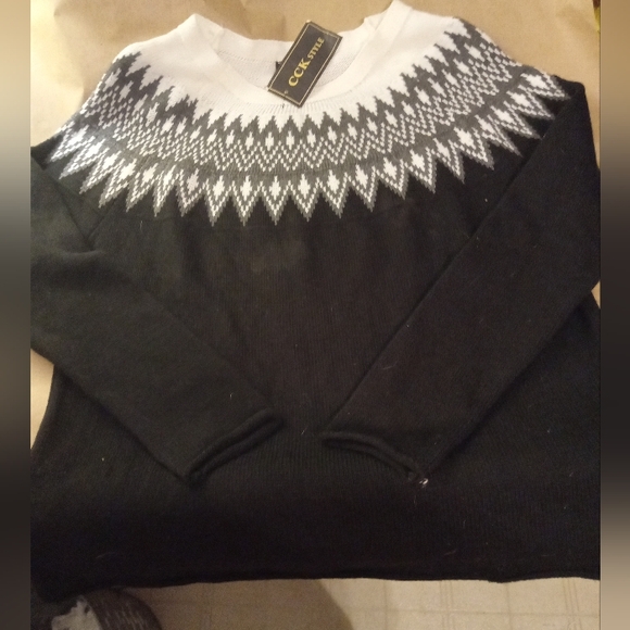 CCK Style Womens Sweater. Size L. NWT - Picture 2 of 7